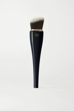 Top 10 🛒 CLÉ DE PEAU BEAUTÉ High Coverage Foundation Brush 🥰