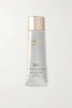 Budget 😍 CLÉ DE PEAU BEAUTÉ UV Protective Cream Tinted SPF50 - Ivory, 30ml 🥰